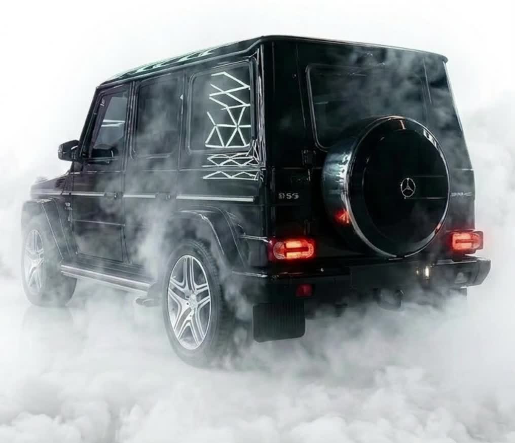 Black Mercedes G-Wagon paint clarity